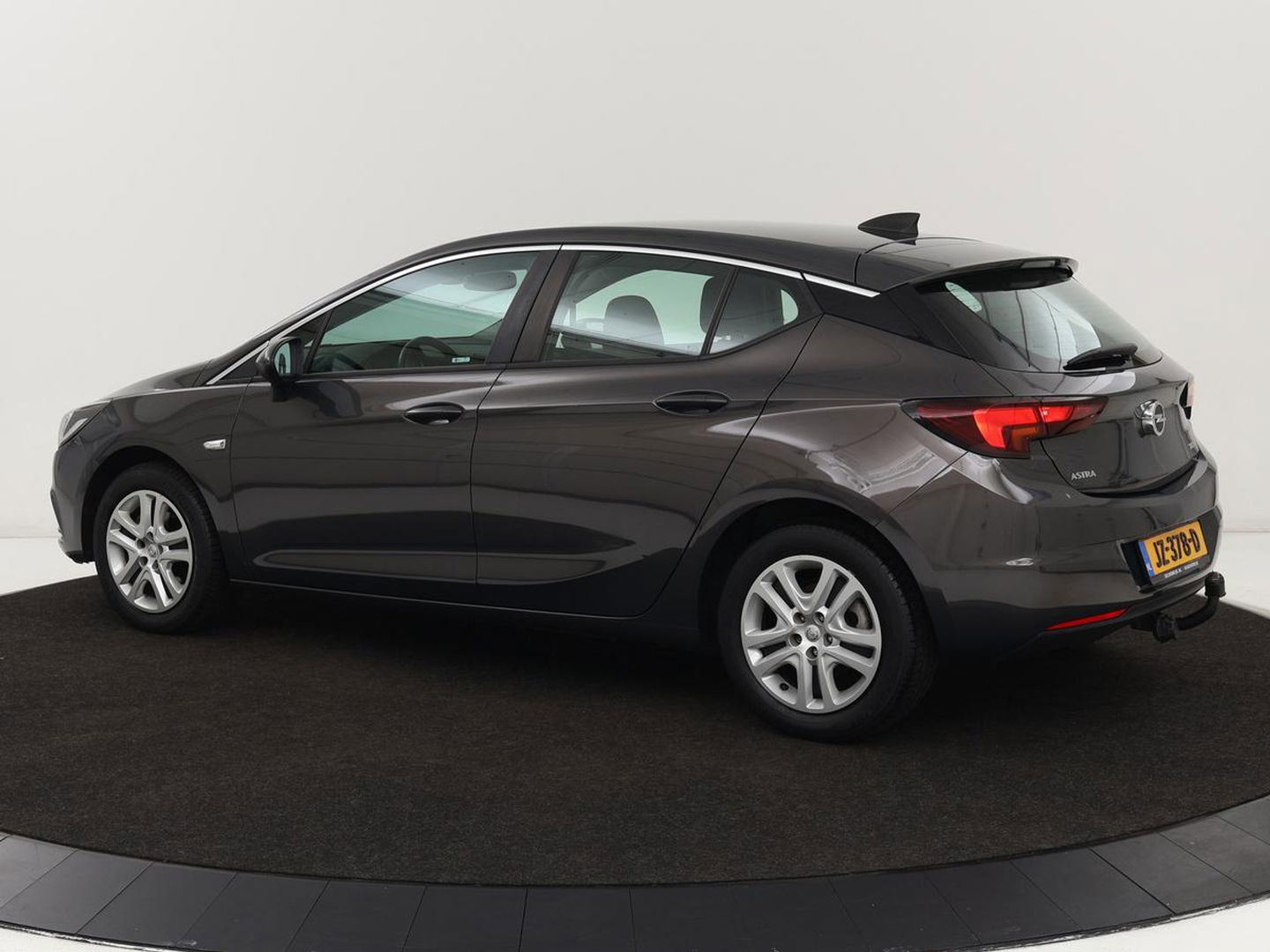 Opel Astra 1.4 Turbo Edition | 150pk | Trekhaak | Carplay | Climate control | Parkeerhulp | Cruise control | Bluetooth