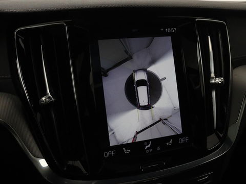 Volvo V60 2.0 T8 Recharge AWD Inscription | Panoramadak | Bowers & Wilkins | Head-Up | Massage | Ventilatie | Trekhaak | 360 Camera | Leder | Carplay | Achterbankverwarming | Navigatie | PHEV