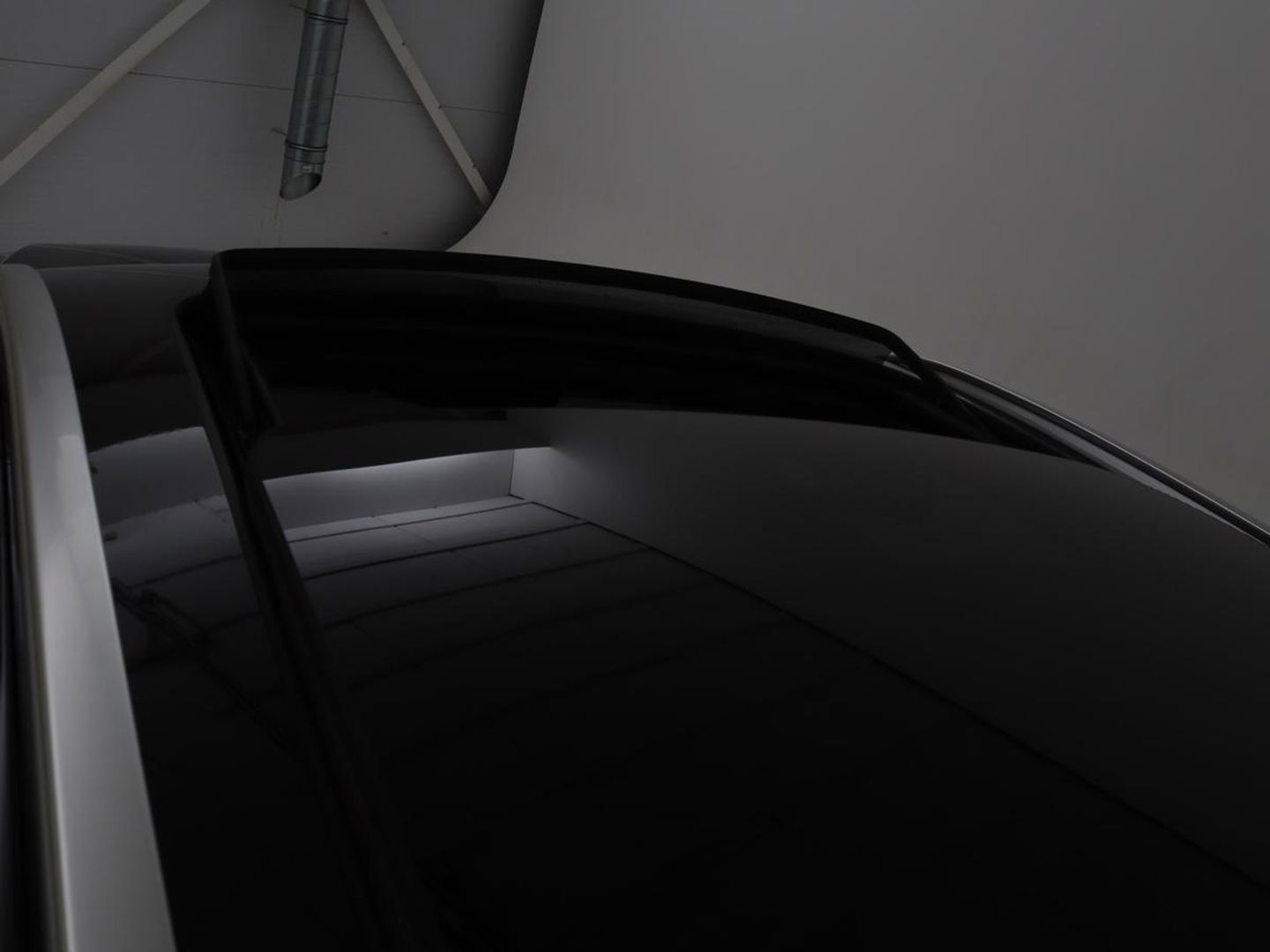Volvo V60 2.0 T8 Recharge AWD Inscription | Panoramadak | Bowers & Wilkins | Head-Up | Massage | Ventilatie | Trekhaak | 360 Camera | Leder | Carplay | Achterbankverwarming | Navigatie | PHEV