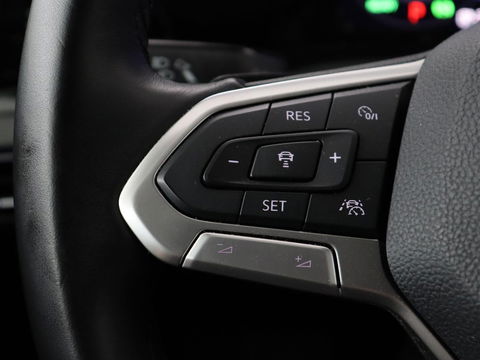 Volkswagen Golf 1.4 eHybrid Style | Stoelverwarming | Carplay | Sfeerverlichting | Navigatie | Full LED | Standkachel | Massage | Adaptive cruise | Memory