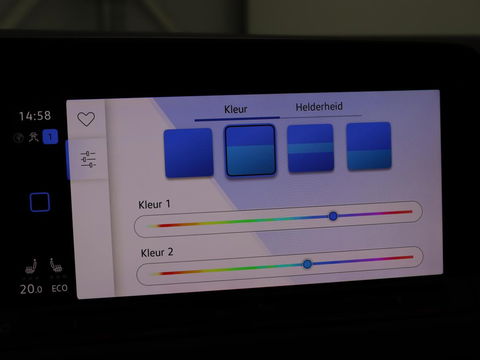 Volkswagen Golf 1.4 eHybrid Style | Stoelverwarming | Carplay | Sfeerverlichting | Navigatie | Full LED | Standkachel | Massage | Adaptive cruise | Memory