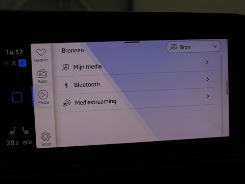 Volkswagen Golf 1.4 eHybrid Style | Stoelverwarming | Carplay | Sfeerverlichting | Navigatie | Full LED | Standkachel | Massage | Adaptive cruise | Memory