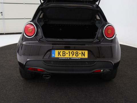 Alfa Romeo MiTo 0.9 TwinAir | Leder | Navigatie | Climate control | Cruise control | Parkeerhulp | Bluetooth