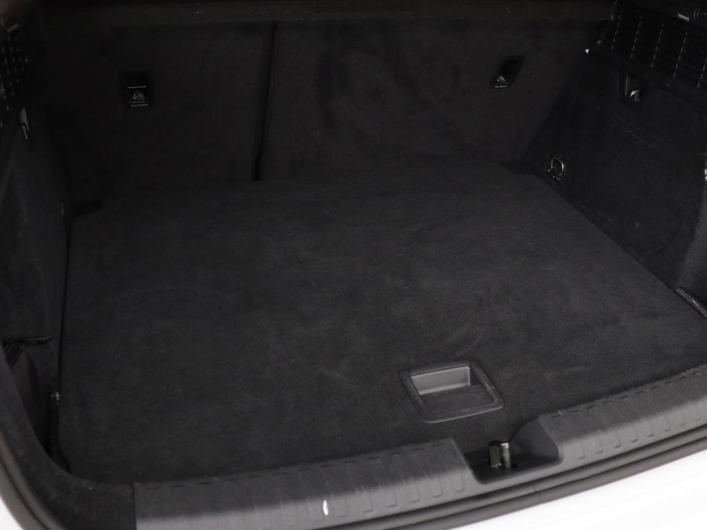 Audi A3 45 TFSIe S edition Competition | Matrix LED | Sportstoelen | Carplay | Navigatie | Half leder | Audi Sound | Climate control | Parkeerhulp | Cruise control