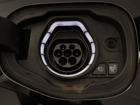 Ford Kuga 2.5 PHEV ST-Line X | Head-Up | Trekhaak | Stoel & stuurverwarming | Camera | Carplay | Leder/Alcantara | Achterbankverwarming | Adaptive cruise | Full LED | Keyless | B&O Sound