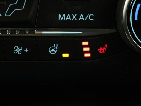 Ford Kuga 2.5 PHEV ST-Line X | Head-Up | Trekhaak | Stoel & stuurverwarming | Camera | Carplay | Leder/Alcantara | Achterbankverwarming | Adaptive cruise | Full LED | Keyless | B&O Sound