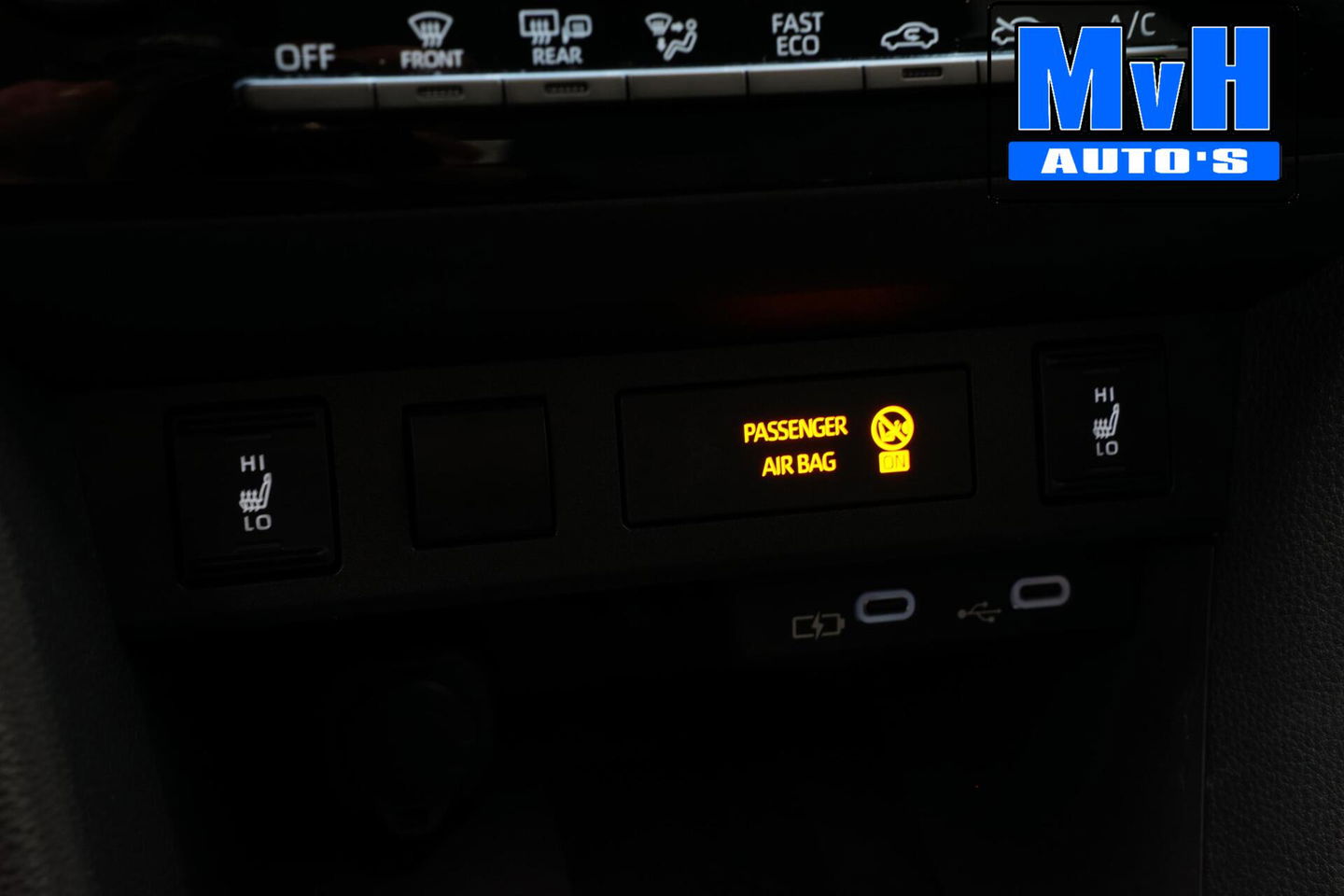 Toyota Yaris Cross 1.5 Hybrid Business Plus|LUXE!|CAMERA|LED