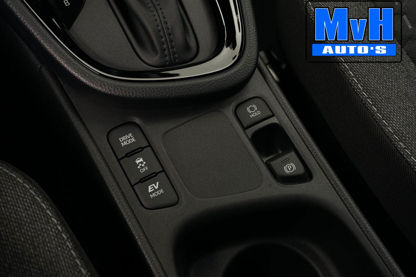 Toyota Yaris Cross 1.5 Hybrid Business Plus|LUXE!|CAMERA|LED