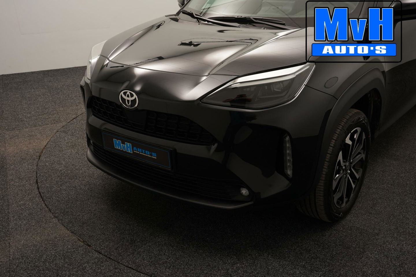 Toyota Yaris Cross 1.5 Hybrid Business Plus|LUXE!|CAMERA|LED