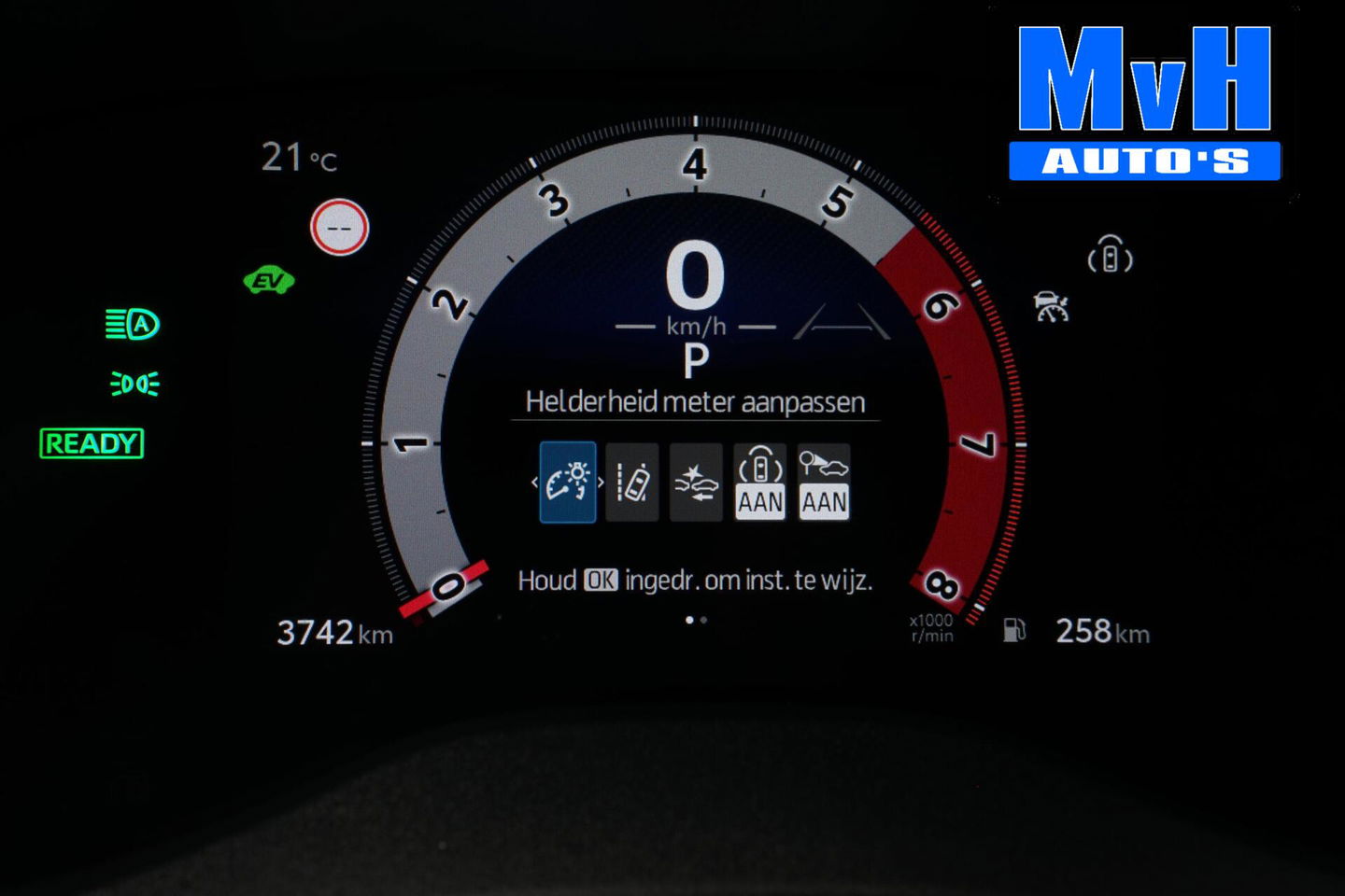 Toyota Yaris Cross 1.5 Hybrid Business Plus|LUXE!|CAMERA|LED
