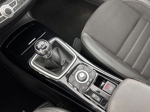 Renault Laguna 2.0 dCi S/S Bose *PANO | 1/2LEATHER | XENON | KEYLESS | NAVI-FULLMAP | COMFORT-SEATS | ECC | PDC | CRUISE | 18''ALU | TOWBAR*