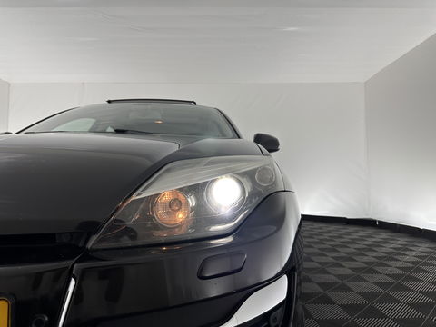 Renault Laguna 2.0 dCi S/S Bose *PANO | 1/2LEATHER | XENON | KEYLESS | NAVI-FULLMAP | COMFORT-SEATS | ECC | PDC | CRUISE | 18''ALU | TOWBAR*