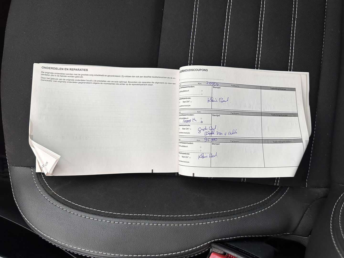 Renault Laguna 2.0 dCi S/S Bose *PANO | 1/2LEATHER | XENON | KEYLESS | NAVI-FULLMAP | COMFORT-SEATS | ECC | PDC | CRUISE | 18''ALU | TOWBAR*