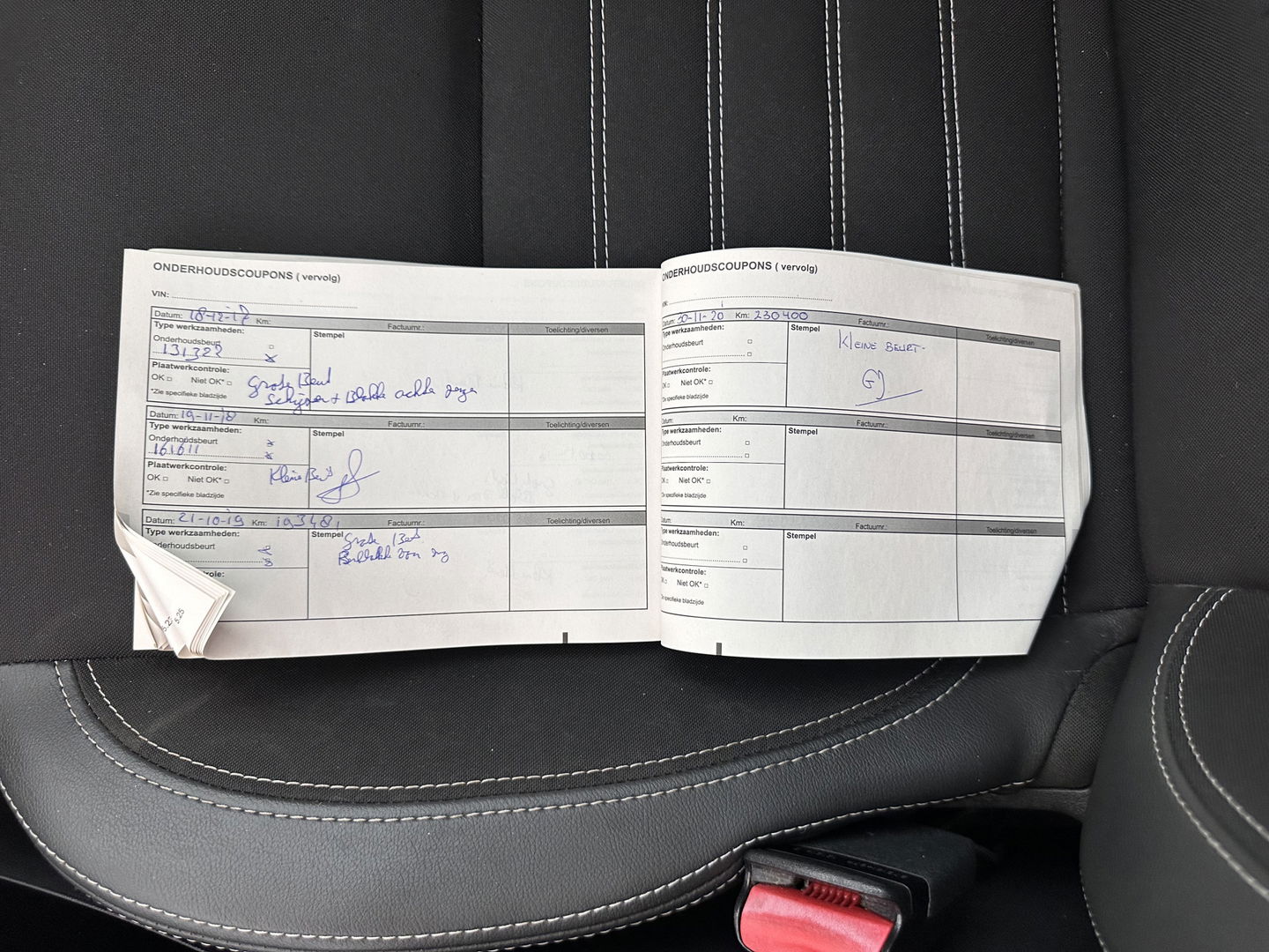 Renault Laguna 2.0 dCi S/S Bose *PANO | 1/2LEATHER | XENON | KEYLESS | NAVI-FULLMAP | COMFORT-SEATS | ECC | PDC | CRUISE | 18''ALU | TOWBAR*