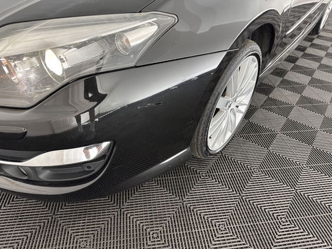 Renault Laguna 2.0 dCi S/S Bose *PANO | 1/2LEATHER | XENON | KEYLESS | NAVI-FULLMAP | COMFORT-SEATS | ECC | PDC | CRUISE | 18''ALU | TOWBAR*