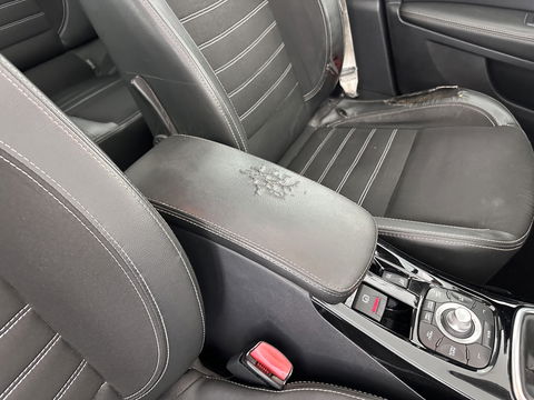 Renault Laguna 2.0 dCi S/S Bose *PANO | 1/2LEATHER | XENON | KEYLESS | NAVI-FULLMAP | COMFORT-SEATS | ECC | PDC | CRUISE | 18''ALU | TOWBAR*