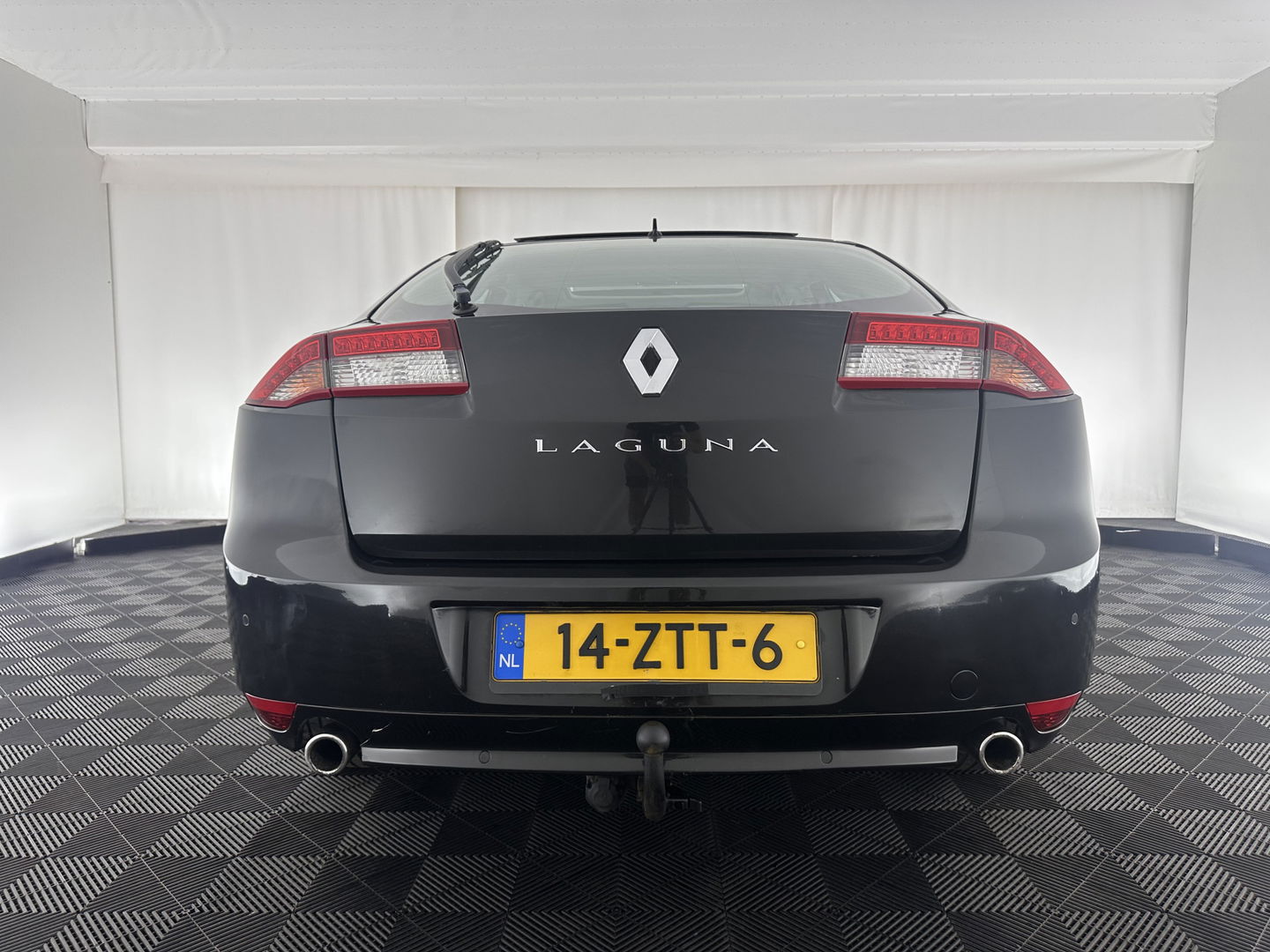 Renault Laguna 2.0 dCi S/S Bose *PANO | 1/2LEATHER | XENON | KEYLESS | NAVI-FULLMAP | COMFORT-SEATS | ECC | PDC | CRUISE | 18''ALU | TOWBAR*