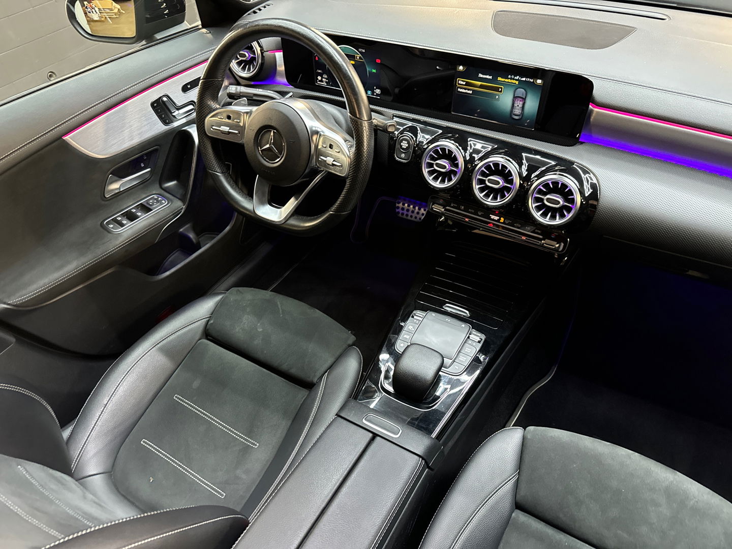 Mercedes-Benz CLA-Klasse 250 4M Pano|Memory|Burmester|CLA35