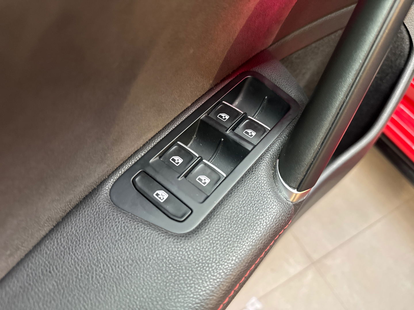 Volkswagen Golf 2.0 TSI GTI TCR Pano|Dynaudio|Keyless|Sfeer