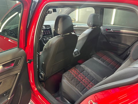 Volkswagen Golf 2.0 TSI GTI TCR Pano|Dynaudio|Keyless|Sfeer