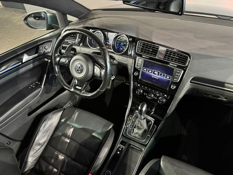 Volkswagen Golf 2.0 TSI R 4Motion Pano|Leer|Discover Pro|DCC