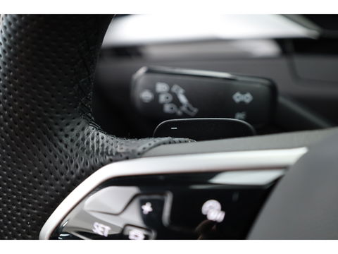 Volkswagen Arteon Shooting Brake 1.4 TSI eHybrid R-Line | Pano | HUD | Kuipstoelen | Massage | 360cam | Adapt. Cruise | Matrix LED
