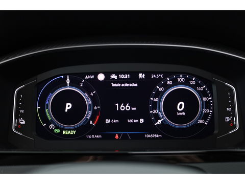 Volkswagen Arteon Shooting Brake 1.4 TSI eHybrid R-Line | Pano | HUD | Kuipstoelen | Massage | 360cam | Adapt. Cruise | Matrix LED