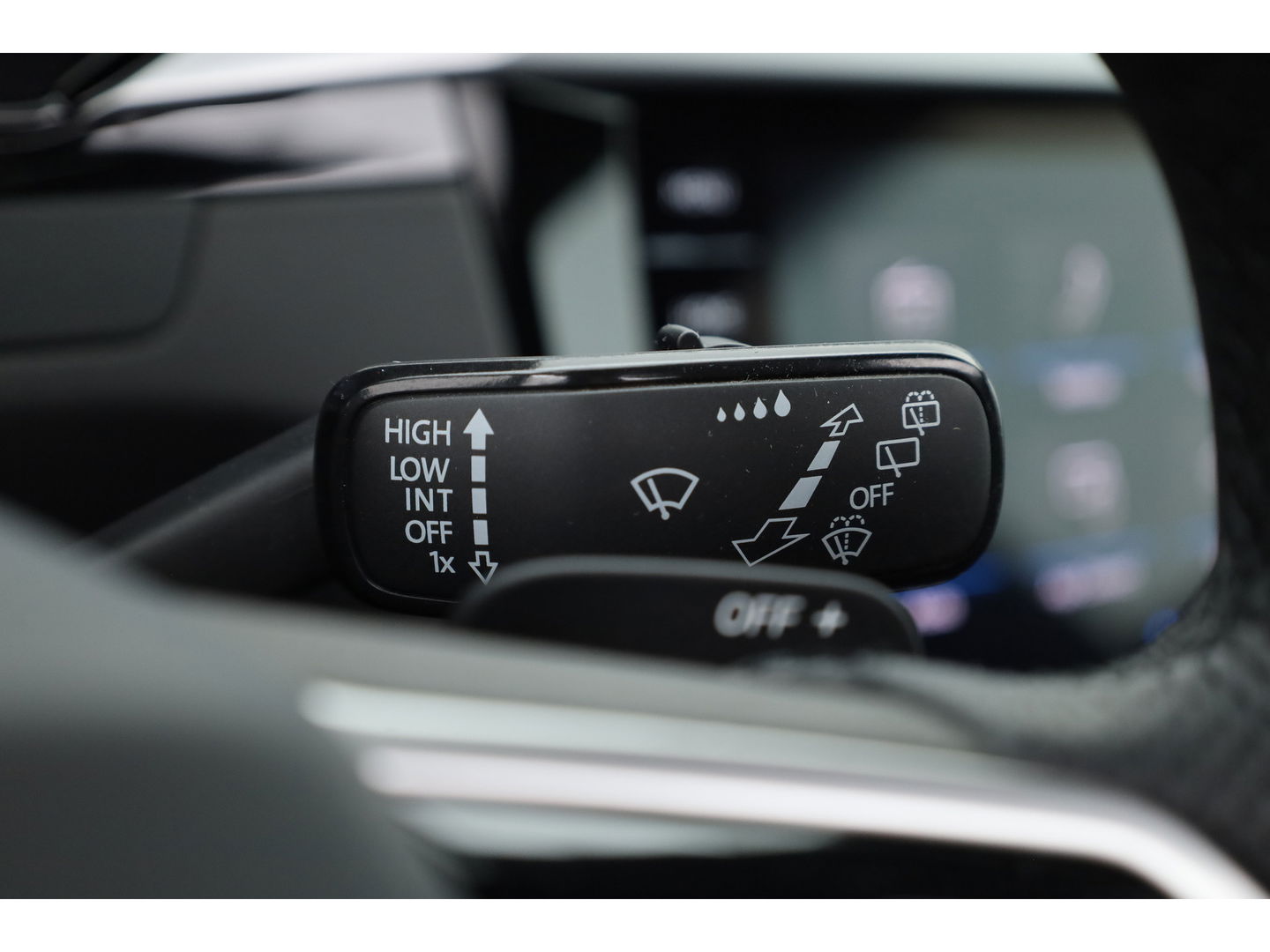Volkswagen Arteon Shooting Brake 1.4 TSI eHybrid R-Line | Pano | HUD | Kuipstoelen | Massage | 360cam | Adapt. Cruise | Matrix LED