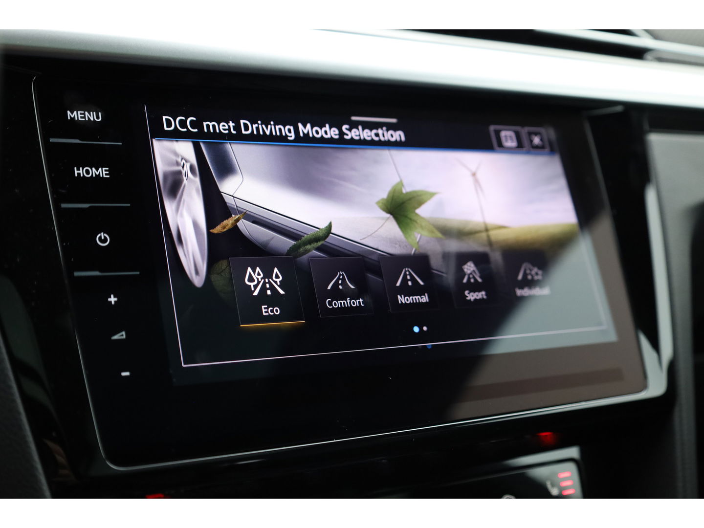 Volkswagen Arteon Shooting Brake 1.4 TSI eHybrid R-Line | Pano | HUD | Kuipstoelen | Massage | 360cam | Adapt. Cruise | Matrix LED