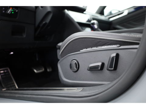 Volkswagen Arteon Shooting Brake 1.4 TSI eHybrid R-Line | Pano | HUD | Kuipstoelen | Massage | 360cam | Adapt. Cruise | Matrix LED