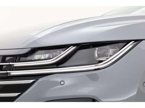 Volkswagen Arteon Shooting Brake 1.4 TSI eHybrid R-Line | Pano | HUD | Kuipstoelen | Massage | 360cam | Adapt. Cruise | Matrix LED