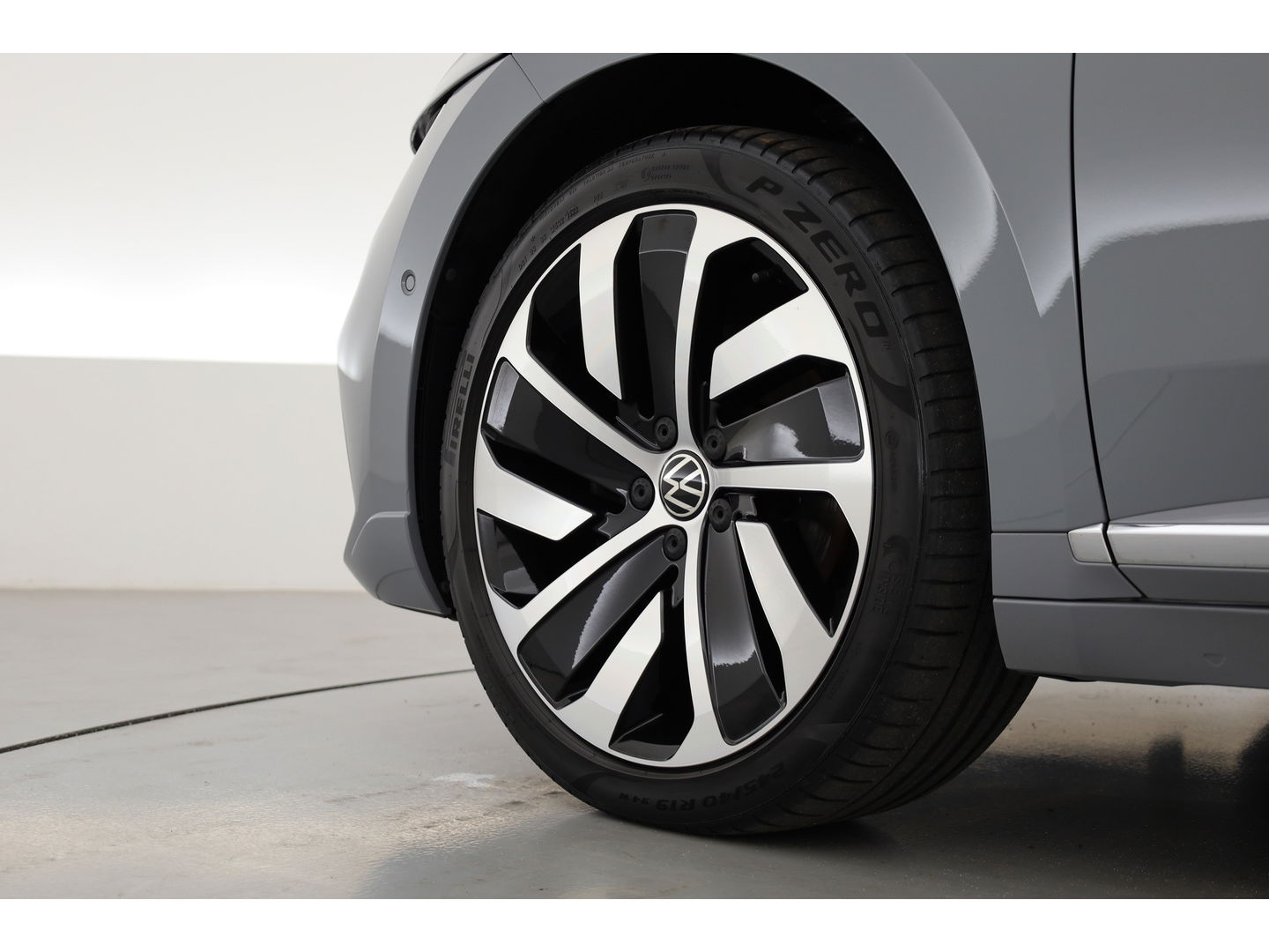 Volkswagen Arteon Shooting Brake 1.4 TSI eHybrid R-Line | Pano | HUD | Kuipstoelen | Massage | 360cam | Adapt. Cruise | Matrix LED