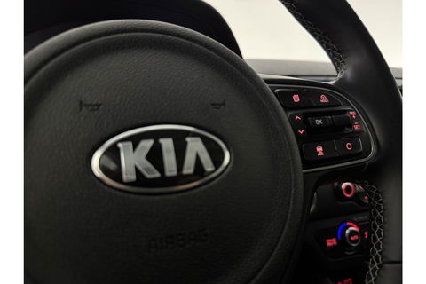 Kia Niro 1.6 GDi Hybrid BusinessLine LED Trekhaak Camera Carplay Clima Cruise Navi PDC Stoel/Stuurverwarming