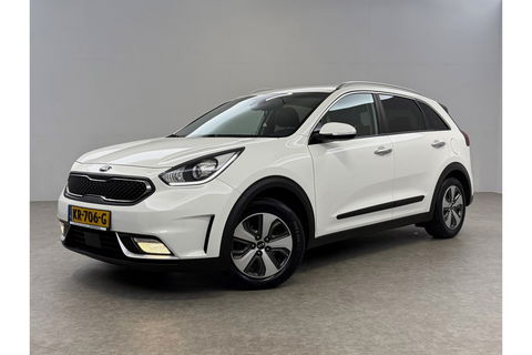 Kia Niro 1.6 GDi Hybrid BusinessLine LED Trekhaak Camera Carplay Clima Cruise Navi PDC Stoel/Stuurverwarming