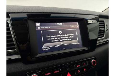 Kia Niro 1.6 GDi Hybrid BusinessLine LED Trekhaak Camera Carplay Clima Cruise Navi PDC Stoel/Stuurverwarming