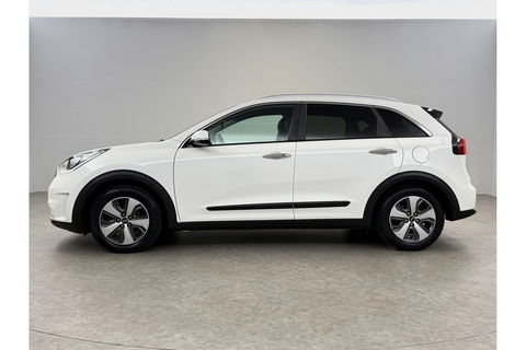 Kia Niro 1.6 GDi Hybrid BusinessLine LED Trekhaak Camera Carplay Clima Cruise Navi PDC Stoel/Stuurverwarming