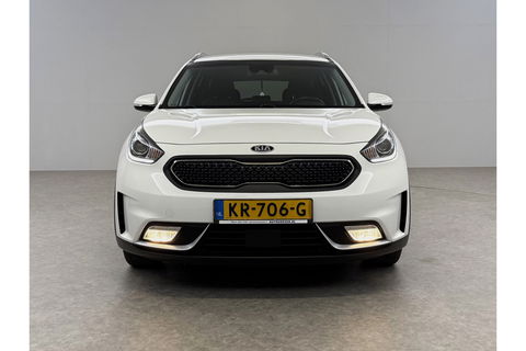 Kia Niro 1.6 GDi Hybrid BusinessLine LED Trekhaak Camera Carplay Clima Cruise Navi PDC Stoel/Stuurverwarming