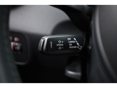 Audi A1 Sportback 1.2 TFSI S-Line | Navi | Cruise | Airco | 17" | Trekhaak | Bluetooth