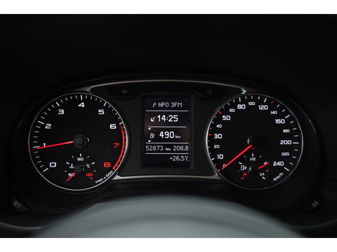 Audi A1 Sportback 1.2 TFSI S-Line | Navi | Cruise | Airco | 17" | Trekhaak | Bluetooth