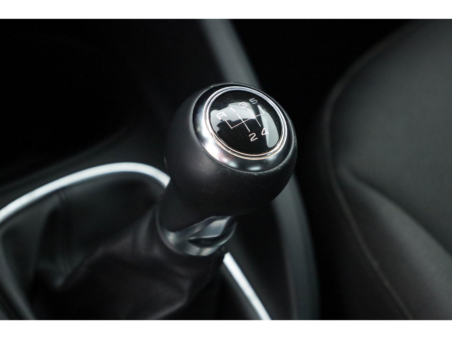Audi A1 Sportback 1.2 TFSI S-Line | Navi | Cruise | Airco | 17" | Trekhaak | Bluetooth