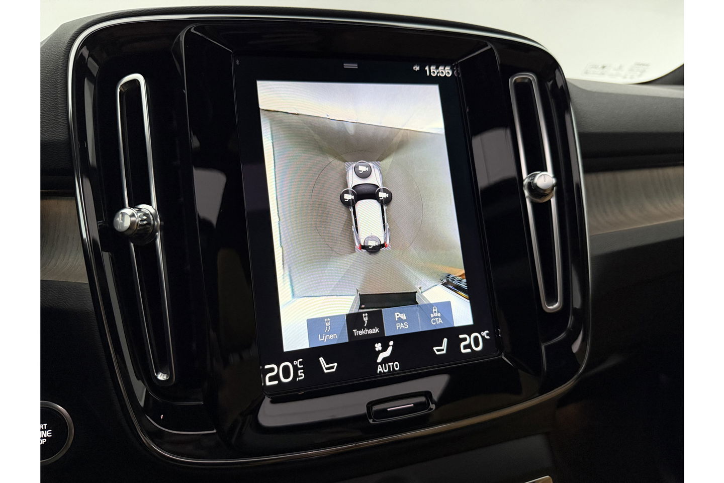 Volvo XC40 1.5 T5 Recharge Inscription 262PK Pano Harman/Kardon Trekhaak LED Carplay Virtual Camera Cruise Navi PDC 19''LMV Stoel/Stuurverwarming