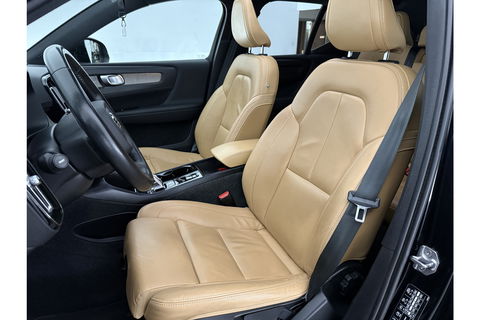 Volvo XC40 1.5 T5 Recharge Inscription 262PK Pano Harman/Kardon Trekhaak LED Carplay Virtual Camera Cruise Navi PDC 19''LMV Stoel/Stuurverwarming