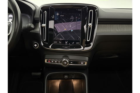 Volvo XC40 1.5 T5 Recharge Inscription 262PK Pano Harman/Kardon Trekhaak LED Carplay Virtual Camera Cruise Navi PDC 19''LMV Stoel/Stuurverwarming