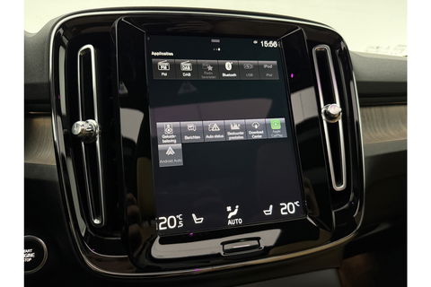 Volvo XC40 1.5 T5 Recharge Inscription 262PK Pano Harman/Kardon Trekhaak LED Carplay Virtual Camera Cruise Navi PDC 19''LMV Stoel/Stuurverwarming