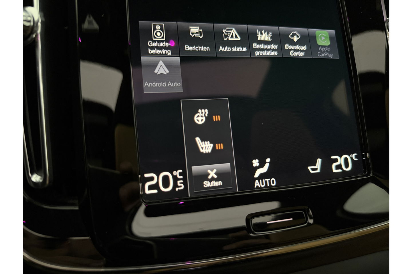 Volvo XC40 1.5 T5 Recharge Inscription 262PK Pano Harman/Kardon Trekhaak LED Carplay Virtual Camera Cruise Navi PDC 19''LMV Stoel/Stuurverwarming
