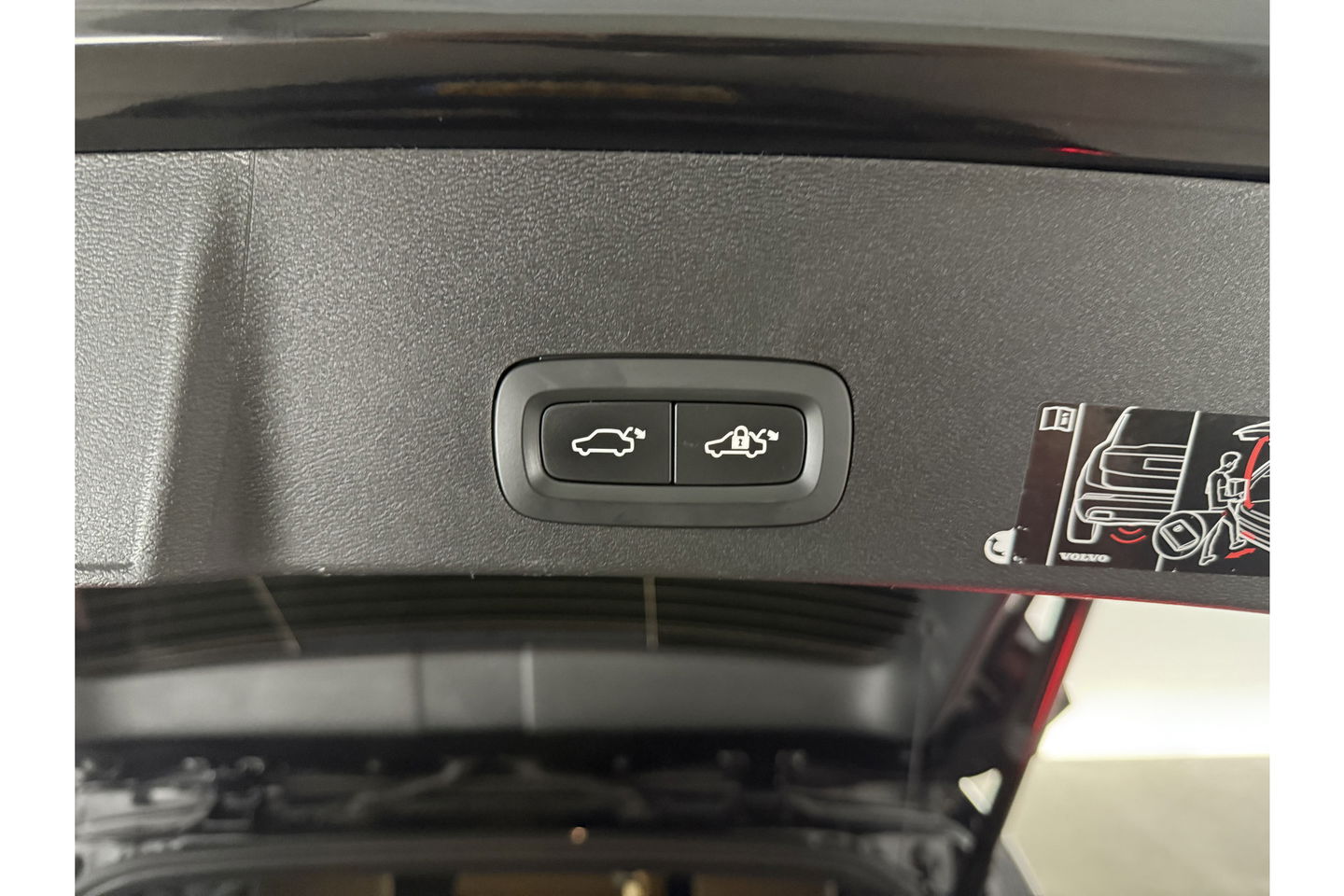 Volvo XC40 1.5 T5 Recharge Inscription 262PK Pano Harman/Kardon Trekhaak LED Carplay Virtual Camera Cruise Navi PDC 19''LMV Stoel/Stuurverwarming