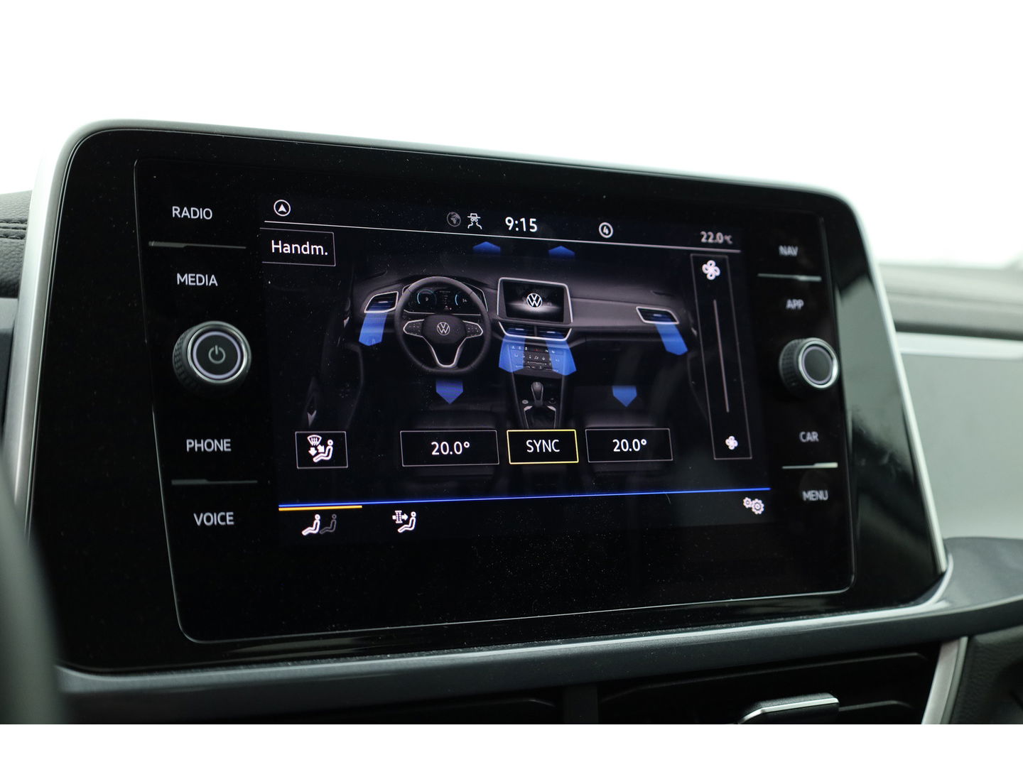Volkswagen T-Roc 1.5 TSI Style DSG | Navi | Afn. Trekhaak | IQ Light | Massage |  Adapt. Cruise | Apple CarPlay