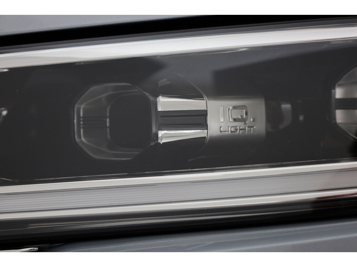 Volkswagen T-Roc 1.5 TSI Style DSG | Navi | Afn. Trekhaak | IQ Light | Massage |  Adapt. Cruise | Apple CarPlay