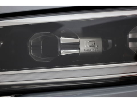 Volkswagen T-Roc 1.5 TSI Style DSG | Navi | Afn. Trekhaak | IQ Light | Massage |  Adapt. Cruise | Apple CarPlay