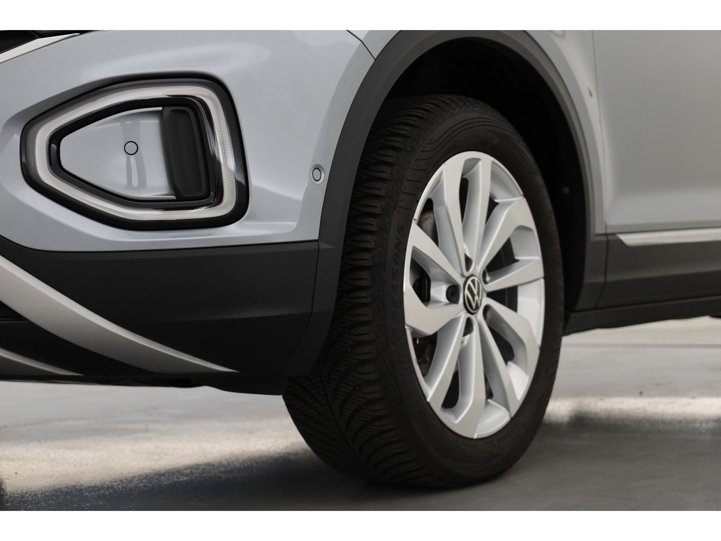 Volkswagen T-Roc 1.5 TSI Style DSG | Navi | Afn. Trekhaak | IQ Light | Massage |  Adapt. Cruise | Apple CarPlay